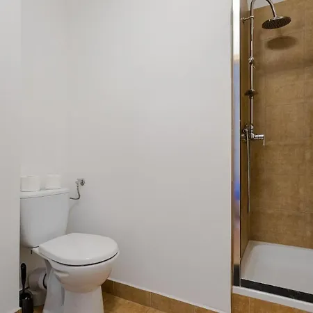 Hostel Ssw Grand